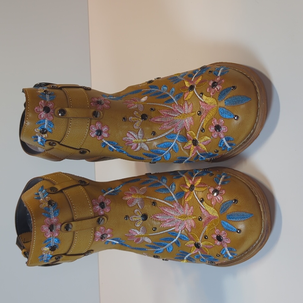 Floral Embroidery Buckled Backless Ankle Boots Size 9 - Picture 3 of 14